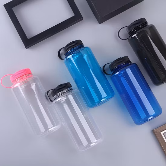 32 Unzen individuelles Logo BPA-freie Tritan-Wasserflasche Weithalsdeckel 1000 ml Plastikflaschen mit Griff